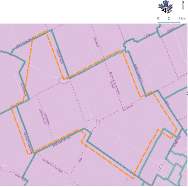 Public Submissions / Soumissions publiques, Electoral Boundary Commission Proposal / Proposition de la Commission de d&eacute;limitation des circonscriptions &eacute;lectorales (Green lines), Public Submission / Pr&eacute;sentation publique (Yellow lines)